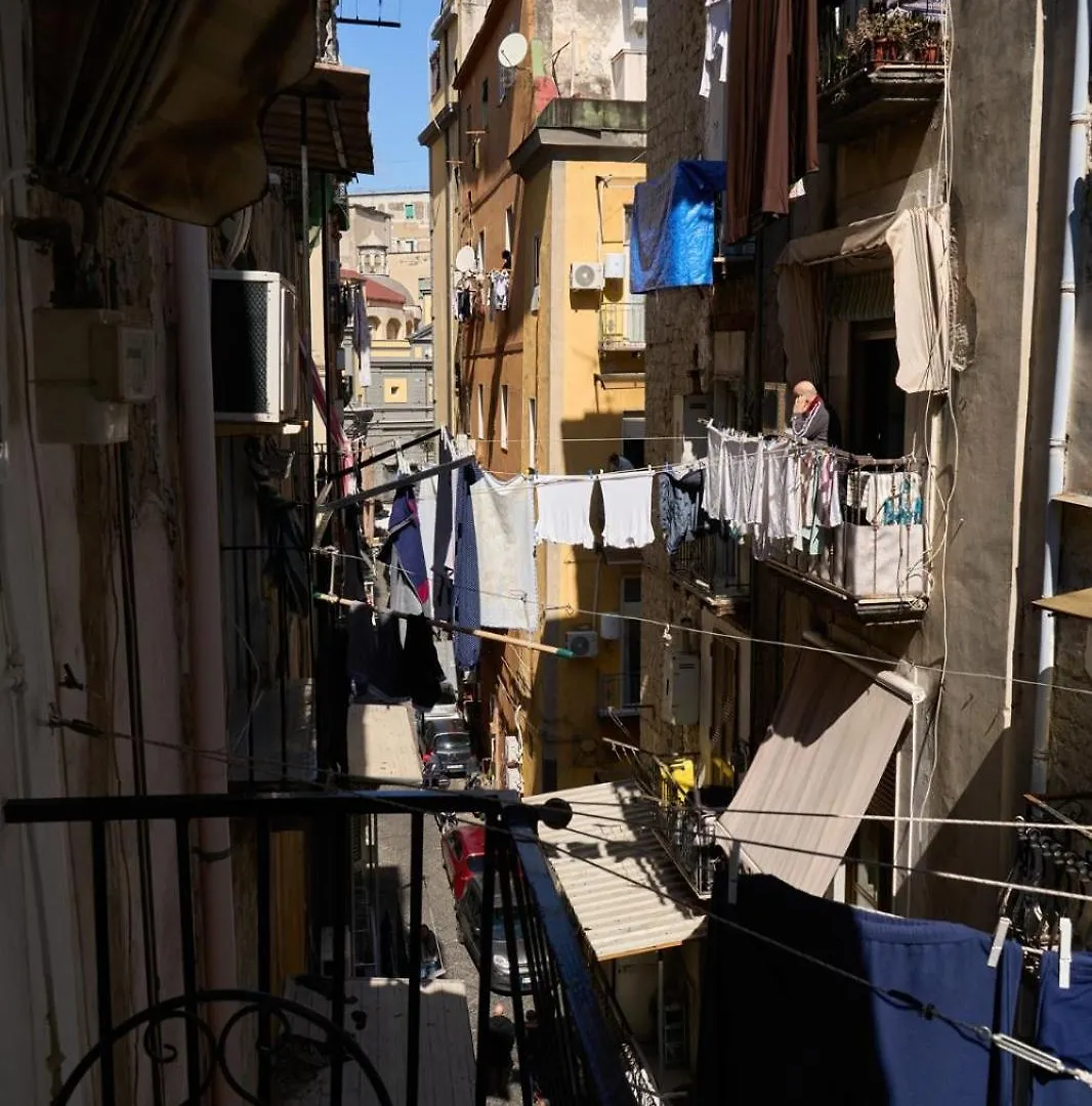 Alesuite Naples