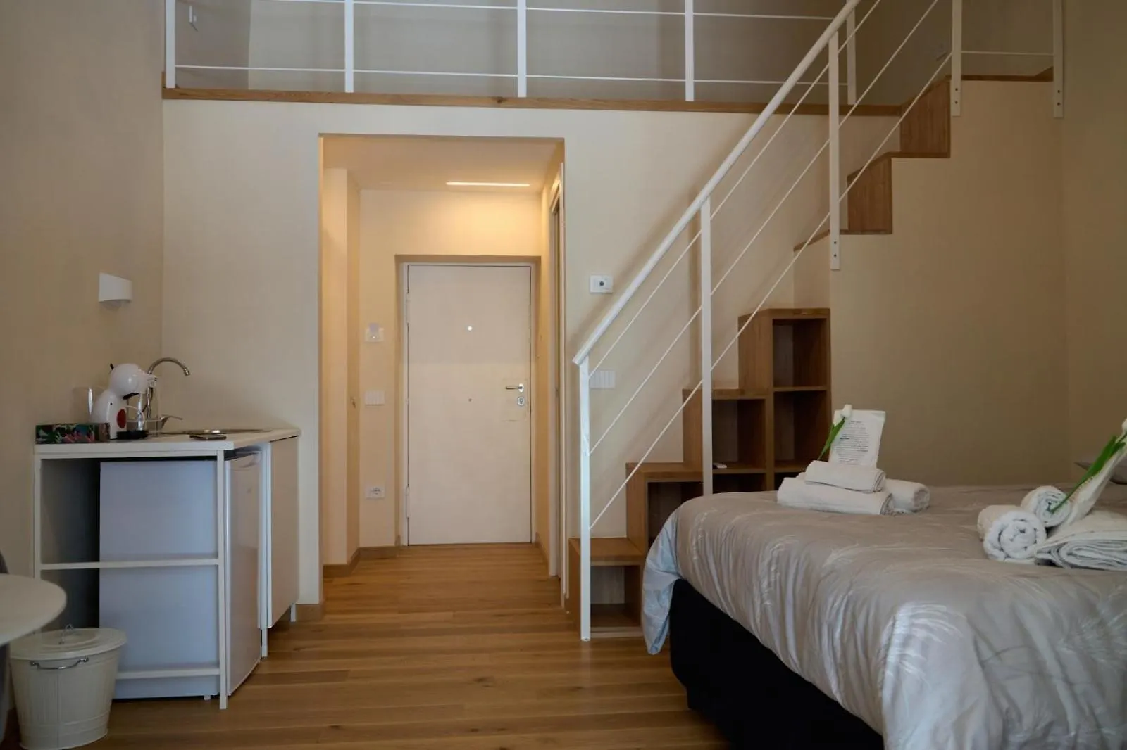 Alesuite Naples